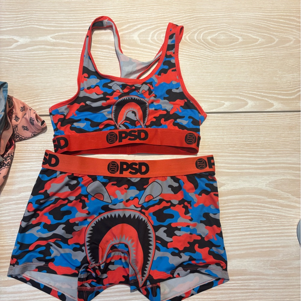 PSD Kids Shark Camo Set - Red, Blue, and Black